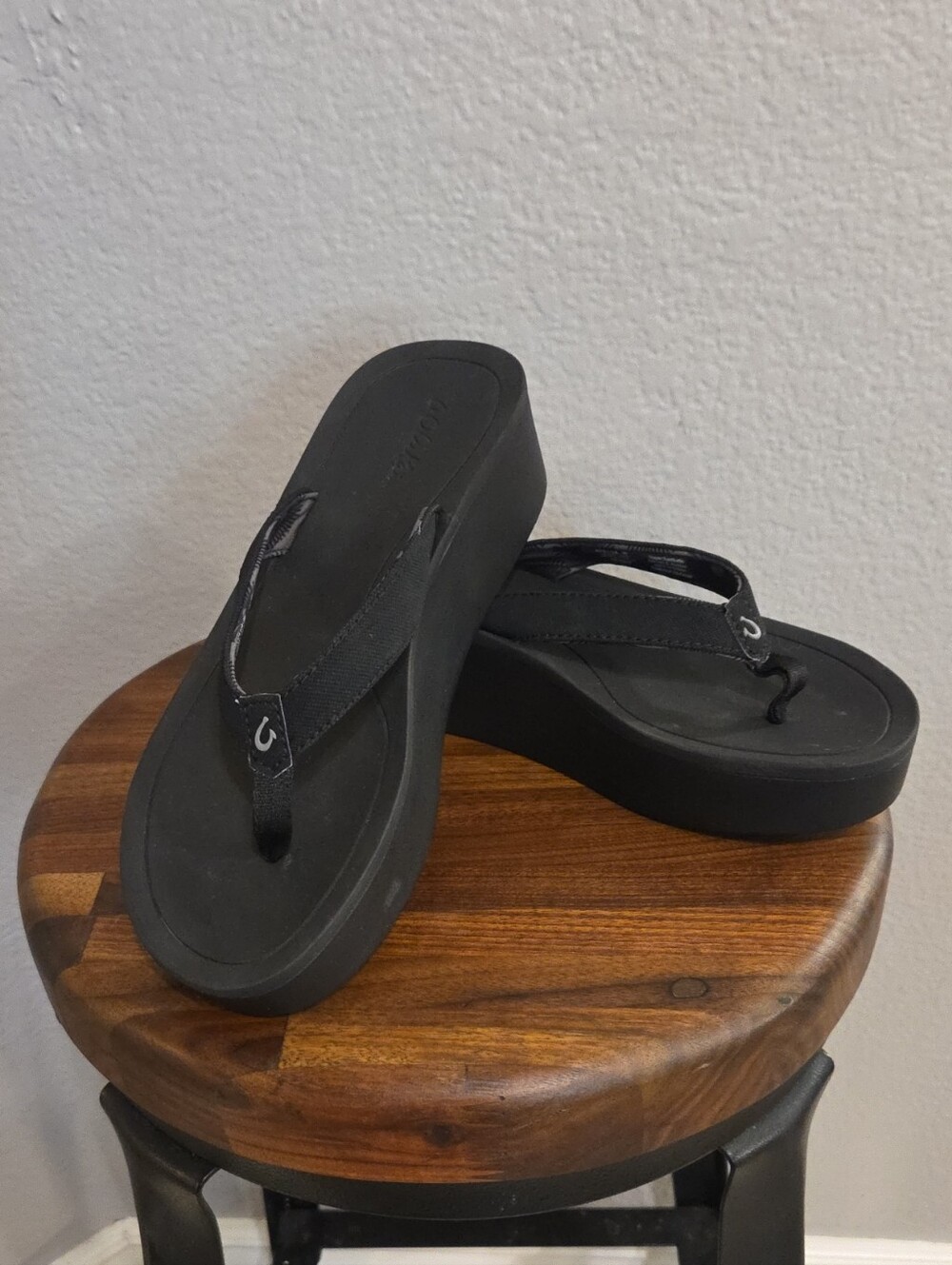 Olukai Womens Black Platform Flip Flop Sandals PI'O LUA